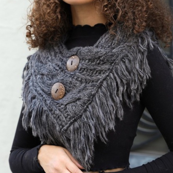 Cozy Button Tassel Infinity scarf - Picture 3 of 7